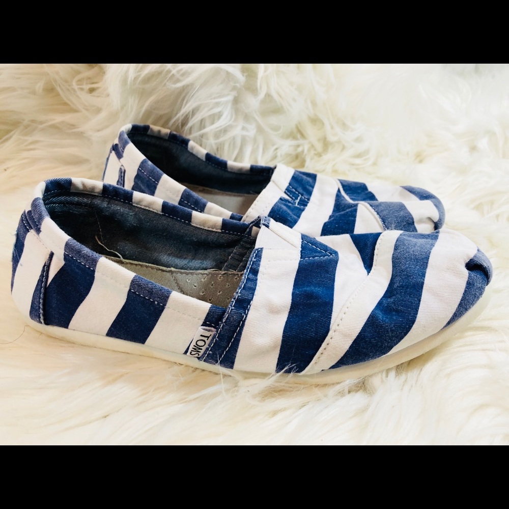 💢SOLD💢 Toms Stripe Slip On Flats 9 Women’s